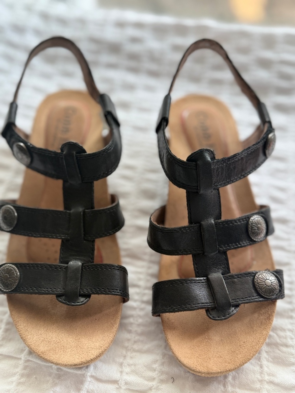 Cobb Hill Wedge Sandal Black Size 6.5M